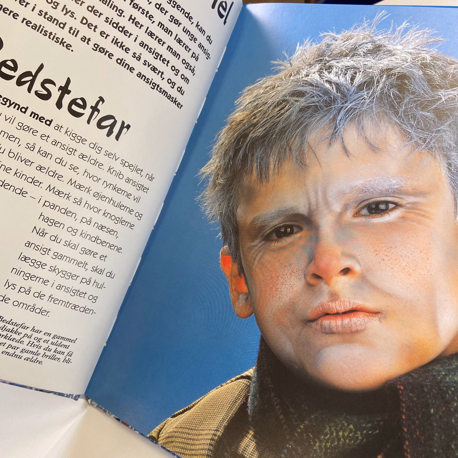 Hvordan strammer jeg mit ansigt op?