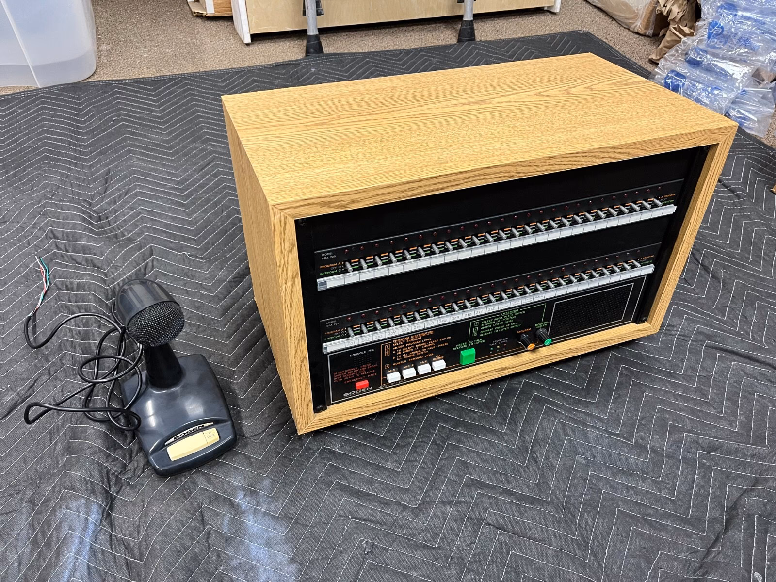 How do I connect to intercom connection?