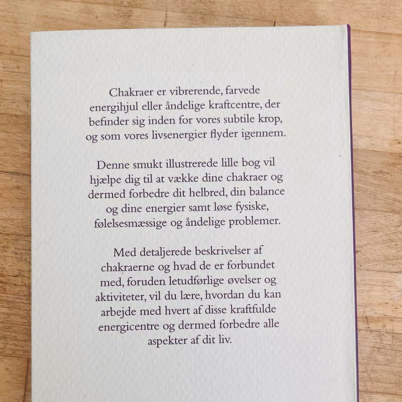 Hvilken vej drejer chakraet?