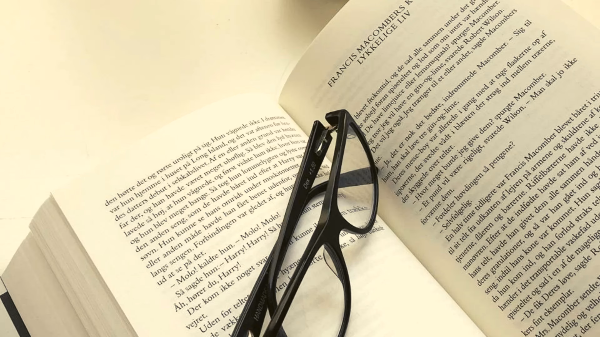 Hvad kendetegner en novelle?