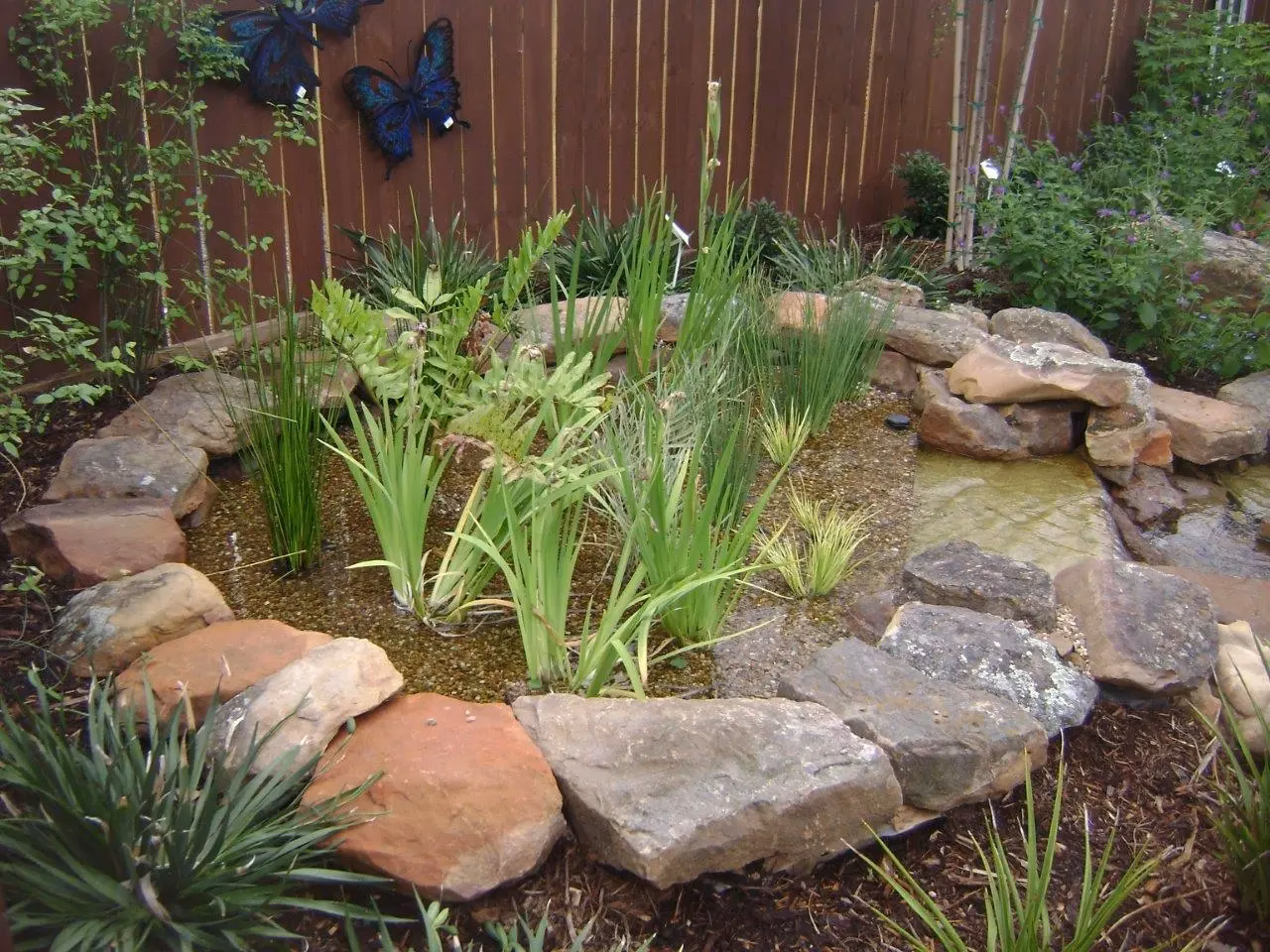 How big should a bog filter be for a 1000 gallon pond?