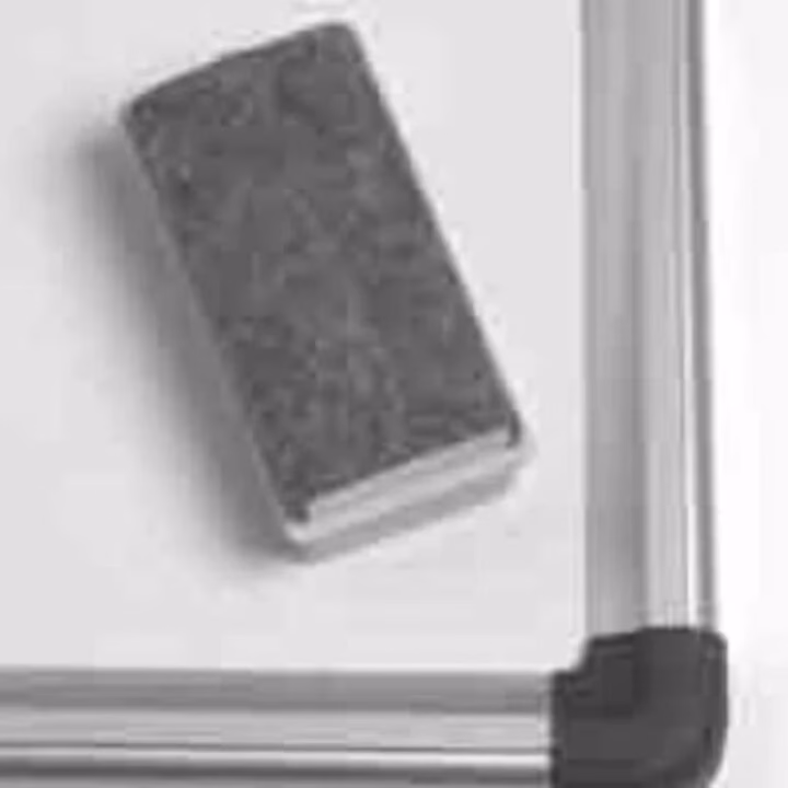 Hvad er en whiteboard tavle lavet af?